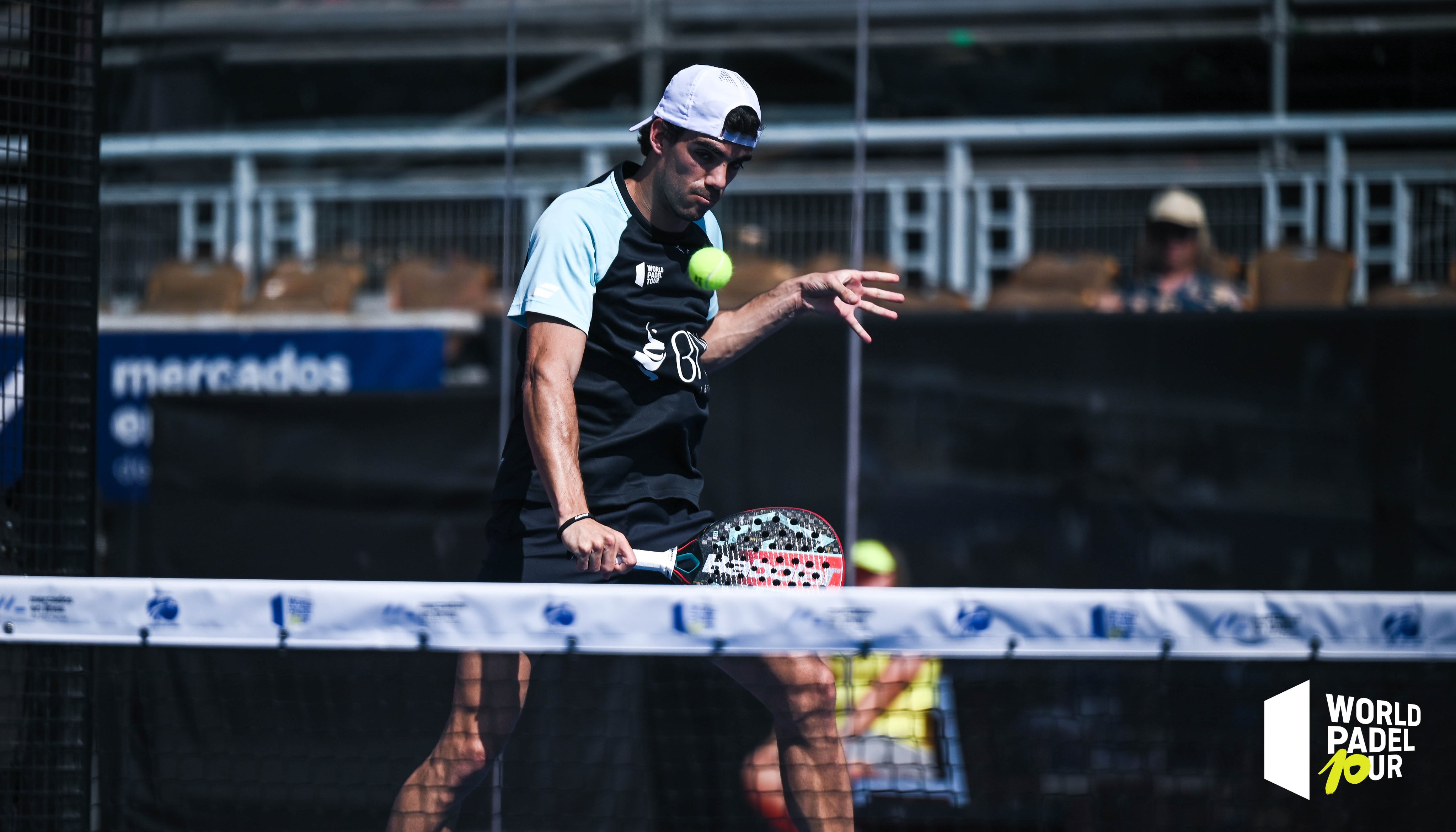 Tour du monde de padel Juan Lebron