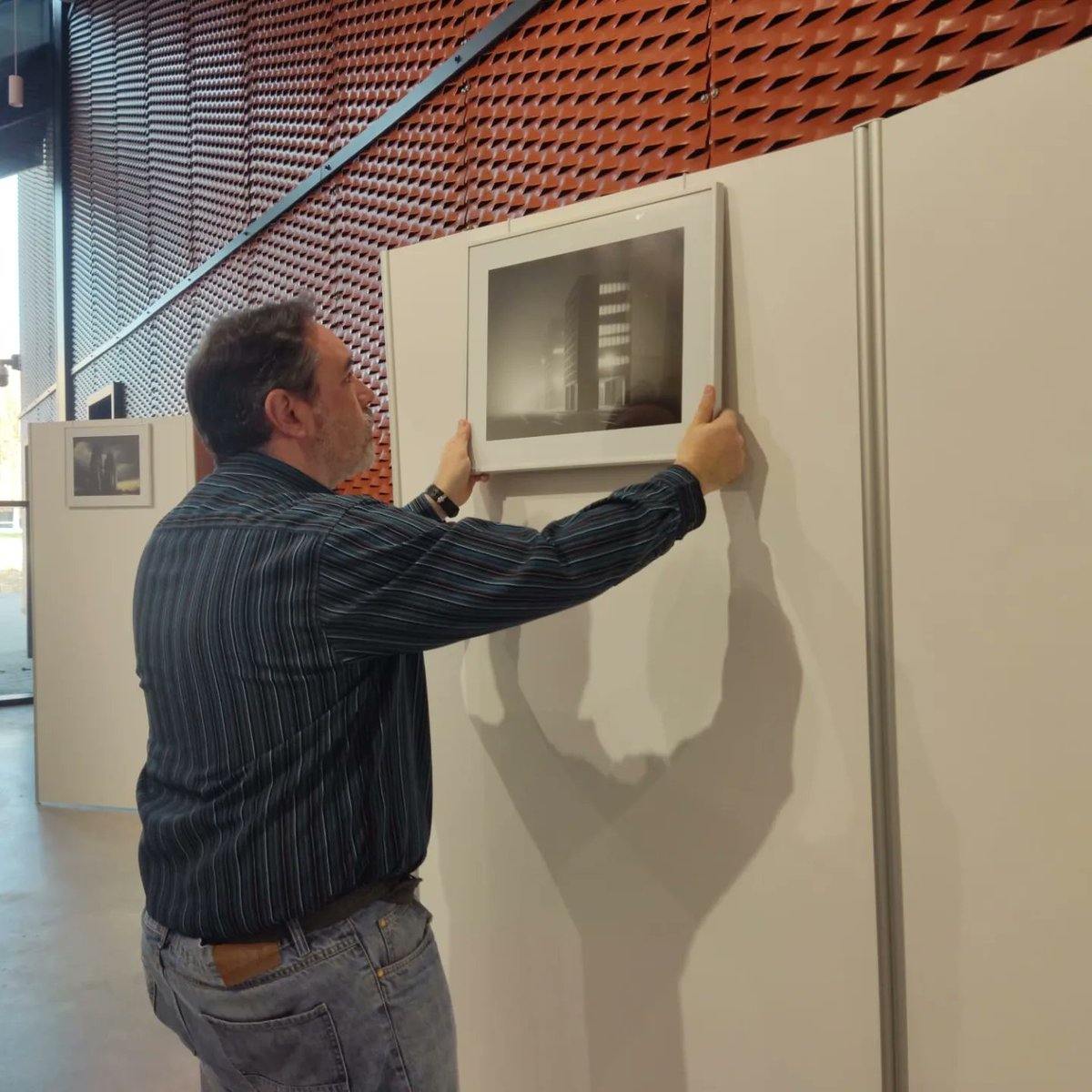 4661FilmFest's tweet photo. 🫳 Con el desmontaje de la #exposición #DeOtrosMundos damos por finalizado el IV Certamen Internacional de #cine del #espacio y #cienciaficción de #Yebes #Valdeluz #4661FilmFest 2023 🚀

👽 Ya estamos con la mente puesta en la quinta edición de 2014... 🖖 https://t.co/UfX1sDK6gq