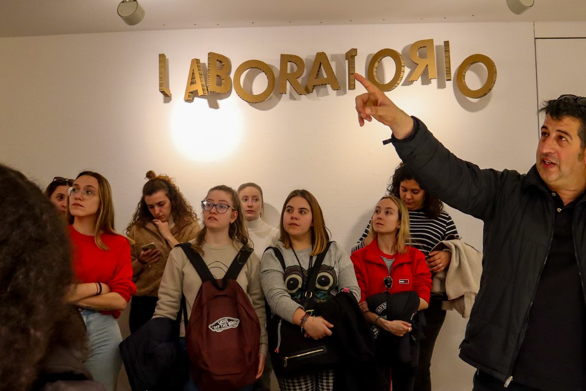 monterojosean's tweet photo. Ayer pasamos la tarde disfrutando en la clase de Educación Infantil de @FacEducacionCu de la Exposición de Bruno Munari en el Museo de Arte Abstracto de @fundacionmarch. Muchas ideas en la mente que aprovecharemos en futuros proyectos. #cienciasysociales https://t.co/GUty7sMMIR