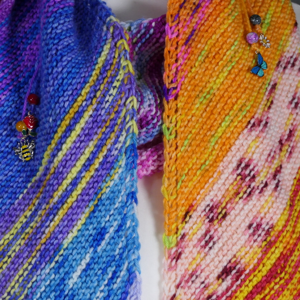 LizLovick's tweet image. S1p on the start of the rows gives the Springtime Slanty Scarf a neat edging.  In sizes for the whole family.  On Ravelry, Etsy and my own site.  ift.tt/be6Dq4C

#newpattern #knittersofinstagram #yarn #usingstash #amknitting #handknitting #craft #knittinginspiration #n…