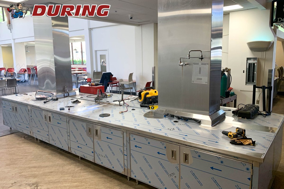 Projects Team safely executed some quality work this week at VSU, partnering with @TriMarkUSA and Cotton Custom Metals to install their shiny, new custom drink station.🥤😀