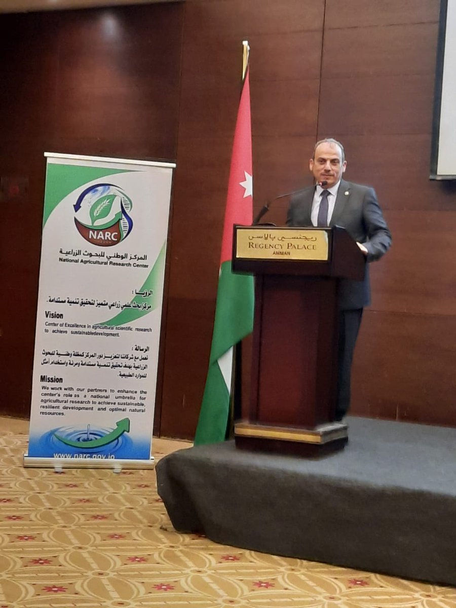 DrHaddadNizar's tweet photo. The #NARC team welcomed Dr. Sara Maltoni, project coordinator of the #LIVINGAGRO project from Sardinia #FORESTAS, as well as expert speakers and participants from #Italy, #Greece, and #Jordan, to two workshops on Multifunctional #Olive #systems and Grazed Woodlands. https://t.co/MWQ1V1jLlZ