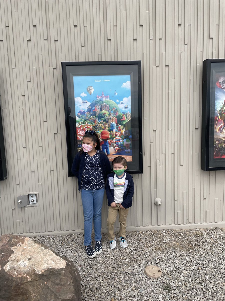 AndreaMorse26's tweet photo. Spring Break fun!  @JeffMorse23 https://t.co/N7lvdK1uQK