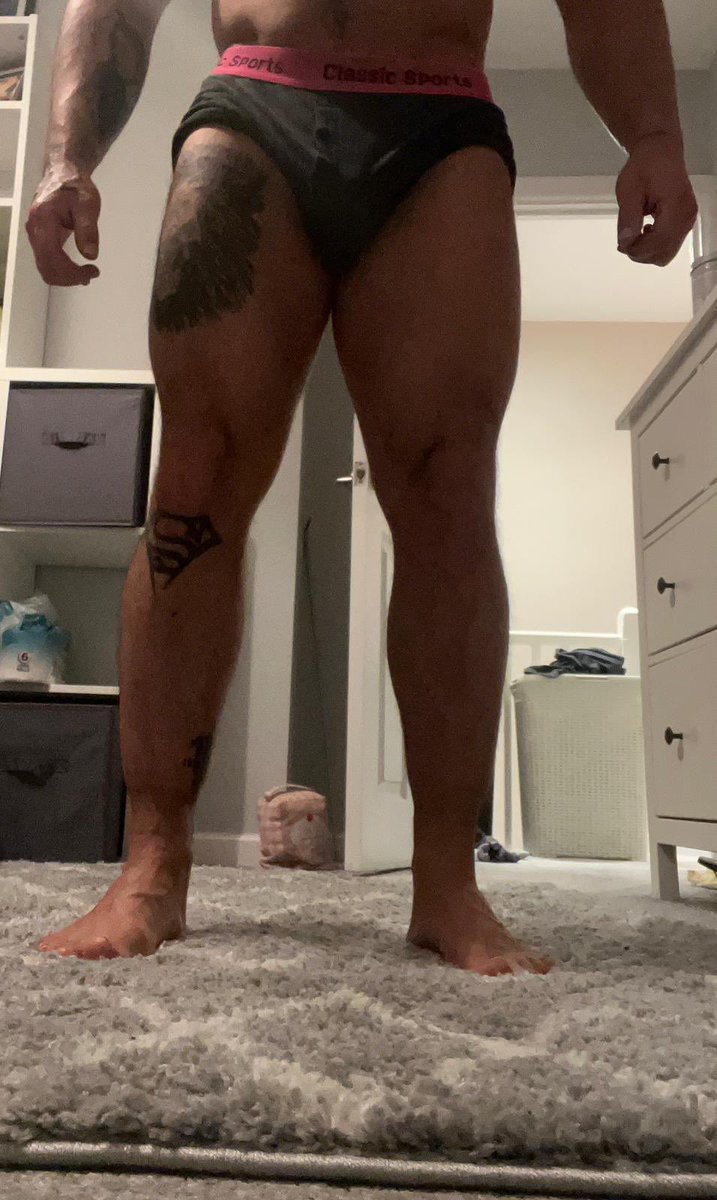Tattedmuscle001's tweet photo. Got to grow these trunks #muscle https://t.co/Ql4rnoxkks