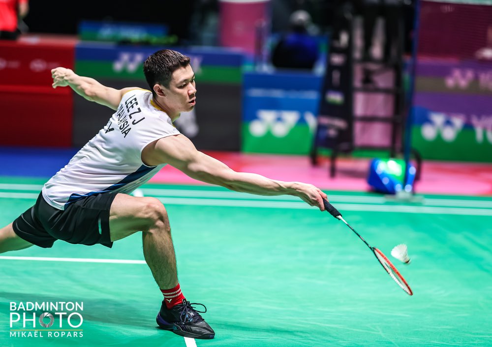 RESULTS: #AllEngland2023  

R16

#MAS🇲🇾 Lee Zii Jia(4) def. #JPN🇯🇵 Kenta Nishimoto 21-15 21-10

📷 <a href="/badmintonphoto/">Badmintonphoto</a> 
  
#DemiMalaysia 
#BadmintonMalaysia