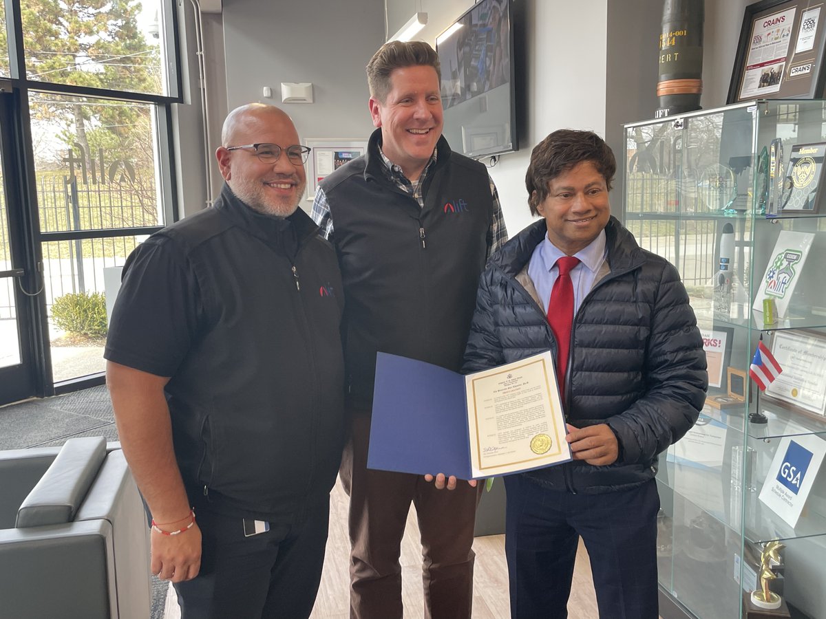 NewsfromLIFT's tweet photo. Special thank you to Detroit's newest Congressman @RepShriThanedar for stopping by our facility for a visit today!  Everyday we are continuing to Drive American Manufacturing into the Future! https://t.co/VinkWjjJlT