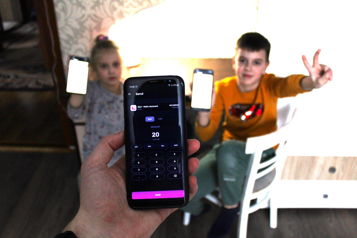 CryptoChanNFTs's tweet photo. @klever_io 😍I created 2 wallets for the children, dropped 20 #KLV each and the game began. I showed 1 time and that's it, the children burned all the coins, transferring them back and forth. This is the uniqueness of #Klever - very simple and exciting. The kids loved this game. 🧵 https://t.co/VLK4o4qssP