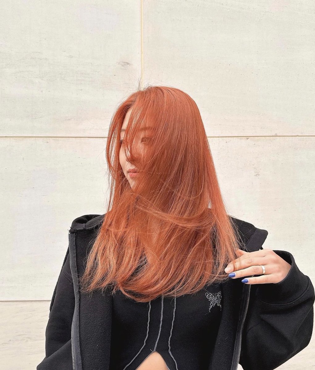 SeungGlobal's tweet photo. 230316 - eyou_hyemin

#SEUNGYEON #장승연 
@signedbywild #CLC #씨엘씨 https://t.co/q8wr5EE5Hp