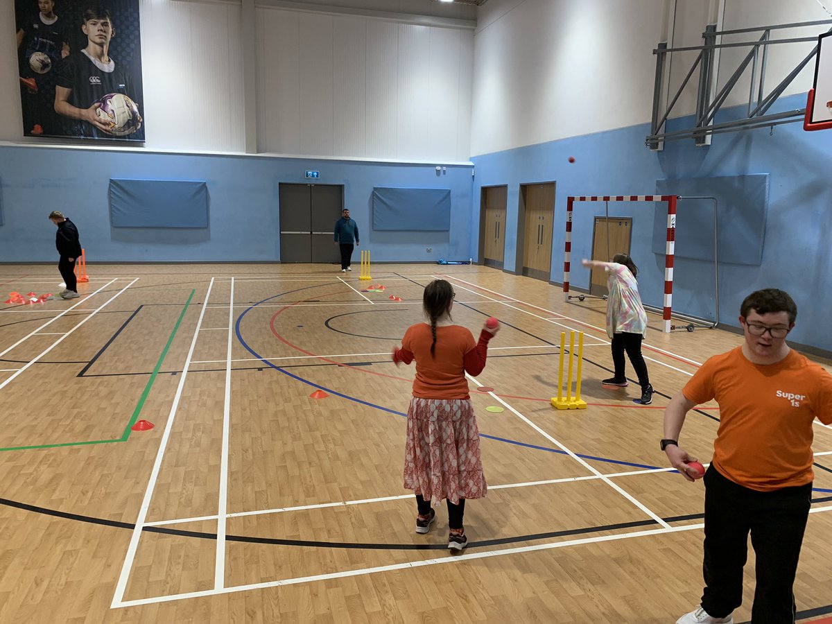 This is why @LordsTaverners #Super1s is important. @club_winscombe Jacob led our session on spin bowling tonight- excellent knowledge and leadership shown 🏏🏏