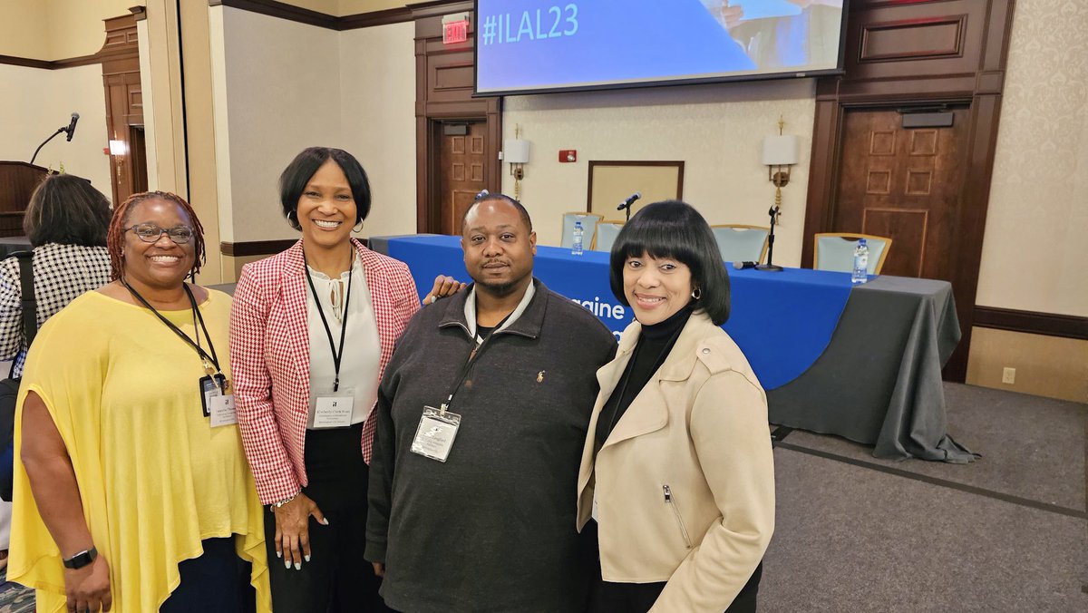 drkcmoss's tweet photo. #ILAL23 Imagine a World a world where we never stop learning! @BhamCitySchools #EdTech Team and @drmysavage https://t.co/bwL7RUWpQw