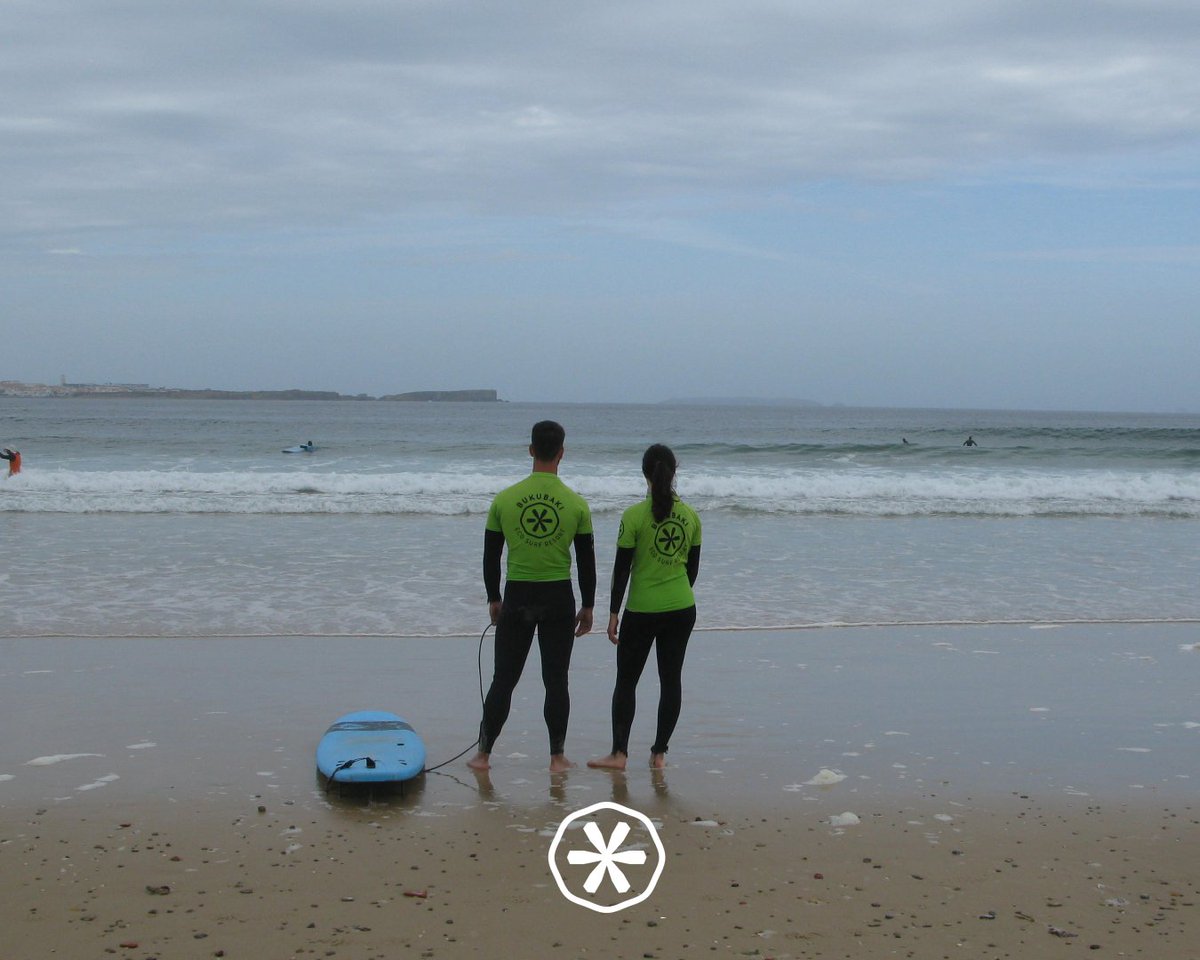 Aprende a agarrar a onda perfeita com os nossos instrutores de surf profissionais no Bukubaki  🌊🌞

-

Learn to catch the perfect wave with our expert surf instructors at Bukubaki  🌊🌞 

#surflessons #ecohotel #portugal