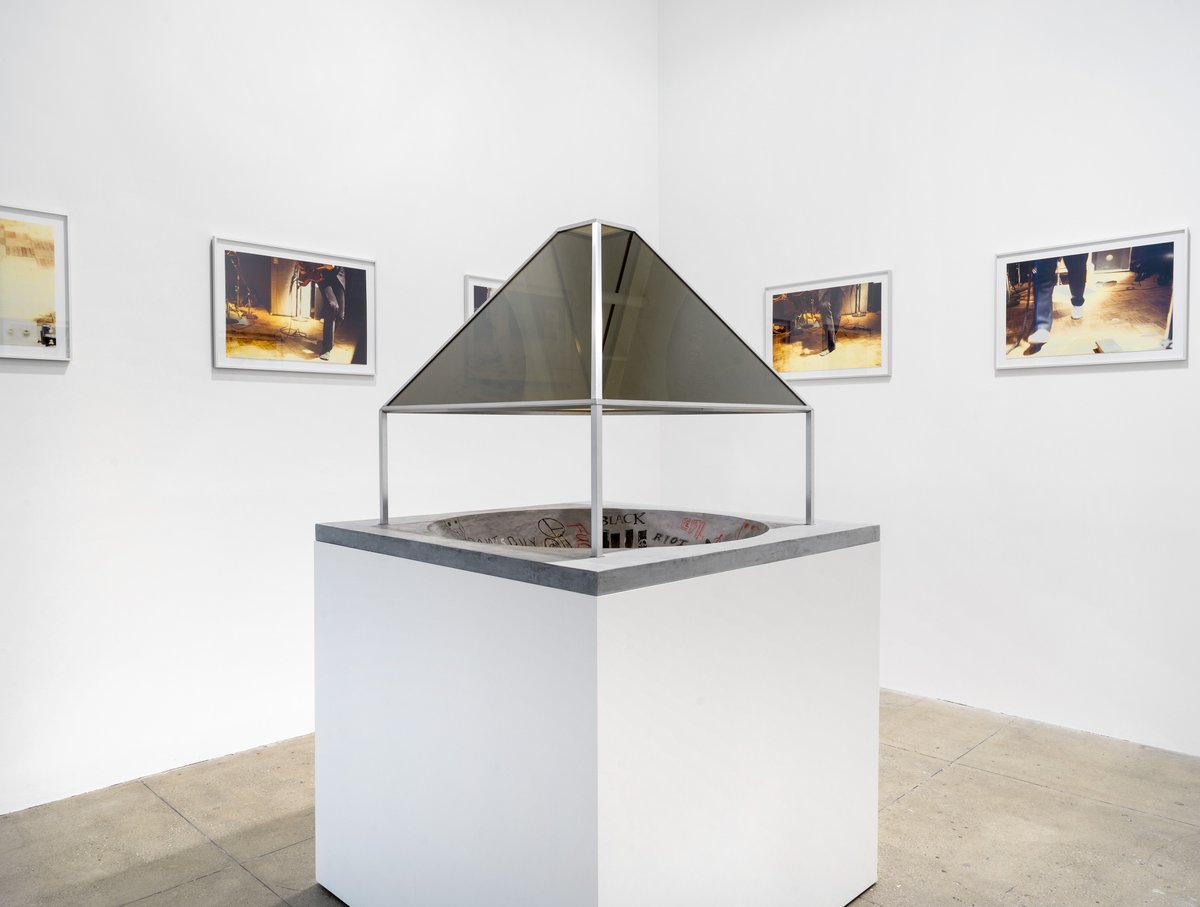 MarianGoodman's tweet photo. “I designed a skateboard pavilion because skaters were basically banned from city parks. It was a two-way mirror pyramid with the top cut away positioned over a bowl covered in graffiti.
“It was about inserting psychedelic feelings inside the fascist monolith.”
—#DanGraham https://t.co/G8aypI7MO9