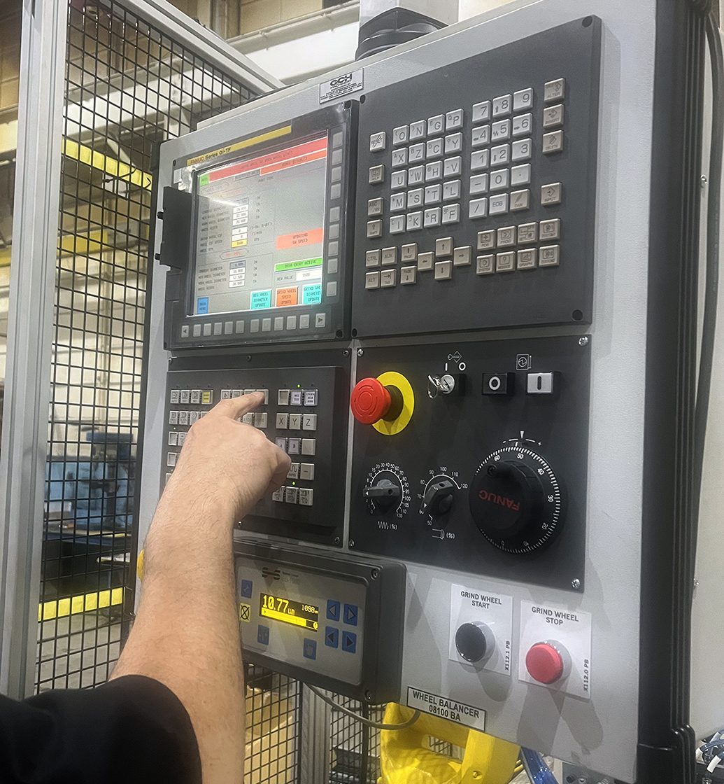 GCHMachinery's tweet image. Our camera-shy controls engineer works on a Cinci 340-20DE centerless grinder. Featuring FANUC® controls, this grinder will be used to process large bolts. To learn about our grinder remanufacturing &amp;amp; retrofitting services, visit  bit.ly/3TmlMOM #fanuc #grindingmachine