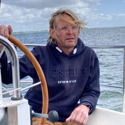 HenkV4's tweet photo. #nieuweprofielfoto https://t.co/D2X2ascyMw