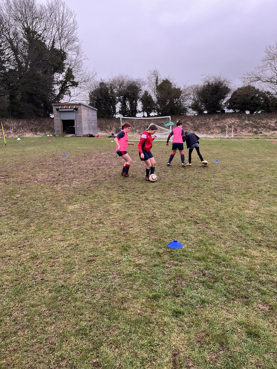HolywellFc's tweet photo. Fun training tonight for the u13s… think they enjoyed the mud more 🤣 https://t.co/rDJpreBc2j