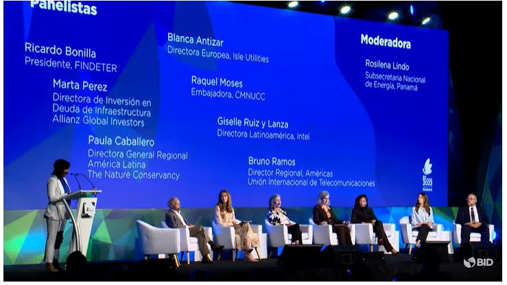 #EnVivo desde la #AsambleaAnualBID
Estamos en el seminario Infraestructura sostenible e incluyente e integración regional, dialogando sobre soluciones digitales y verdes que impulsen el cierre de #BrechaDeInfraestructura en la región.

youtube.com/watch?v=B3pBNf…