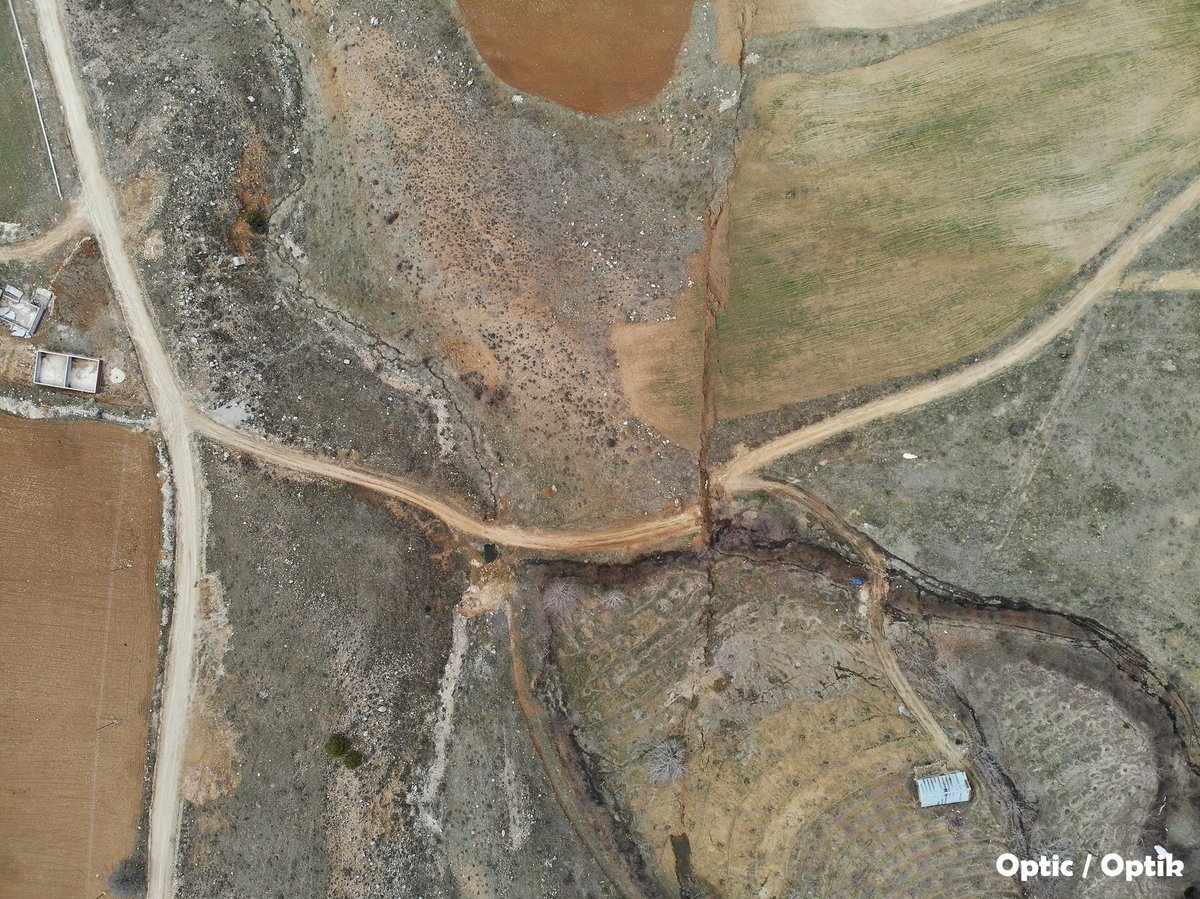 cengizgeomorph's tweet photo. Günün görüntüsü #TEARs @mhmtakfsrky @orkan_ozcan @ssemihakay @OzgurKozaci @Earth3Bee @itu1773 @itu_aybe https://t.co/UdvZAi28Wv