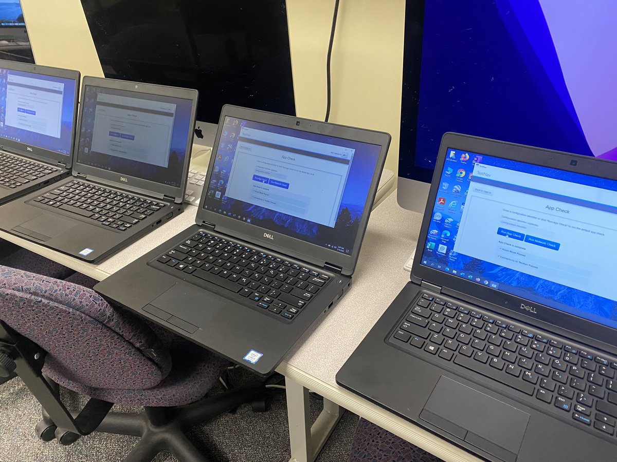 CharlesRandolp3's tweet photo. #FriendlyNeighborhoodITC making sure backup laptops are a “Go” for SOL testing @APSCareerCenter @Margaretchungcc @APSVaSchoolBd @SuptDuran https://t.co/UKnEEsYyIG