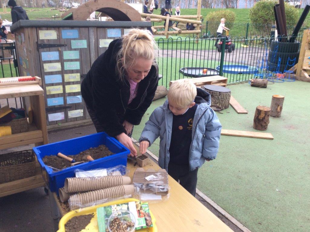 RidgewayFarmCEA tweet media