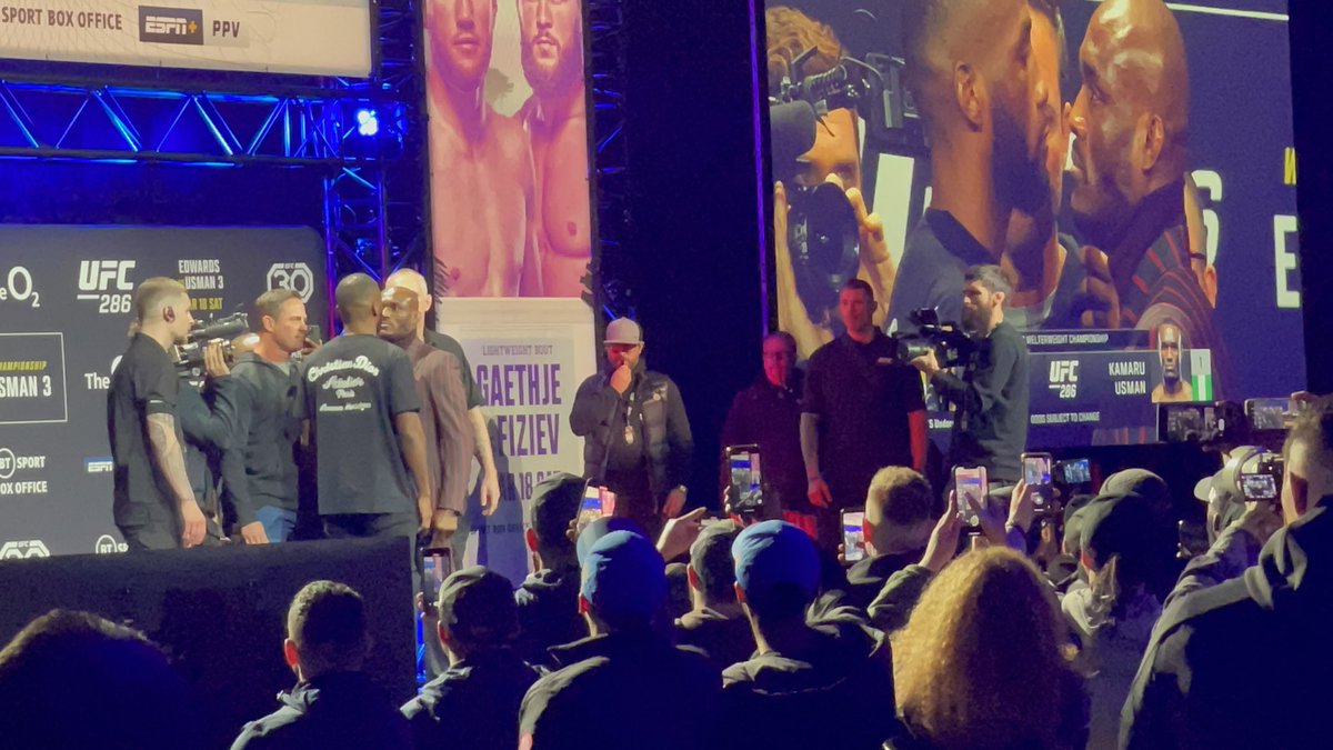 Excitement starting to build for #UFC286 at the presser. Got to meet the main man Jon Anik and the best UFC content creator <a href="/oscarswillis/">Oscar Willis</a> too.