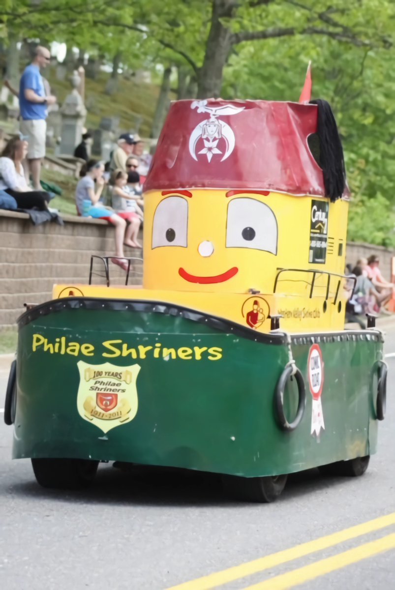 Theodore One, Theodore Too, Theodore Three?

In our latest article, <a href="/petti_gio/">Gio Petti</a> documents the creation  and history of Nova Scotia's lesser known Theodore Tugboat replica; one which runs on roads instead of waves!

Check it out here! bit.ly/42gR0Ll

🇨🇦⚓️#TheodoreTugboat