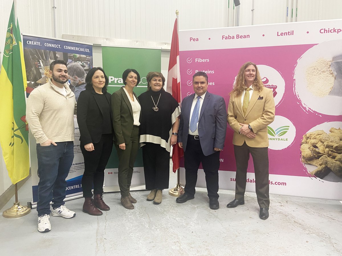 Some great news!  The Food Centre is thrilled to be one of the recipients to receive funding from PrairiesCan to enhance co-packing capacity for the agri-food sector in Saskatchewan. Thank you Minister <a href="/Gudie/">Gudie Hutchings</a> for making the announcement today.
canada.ca/en/prairies-ec…