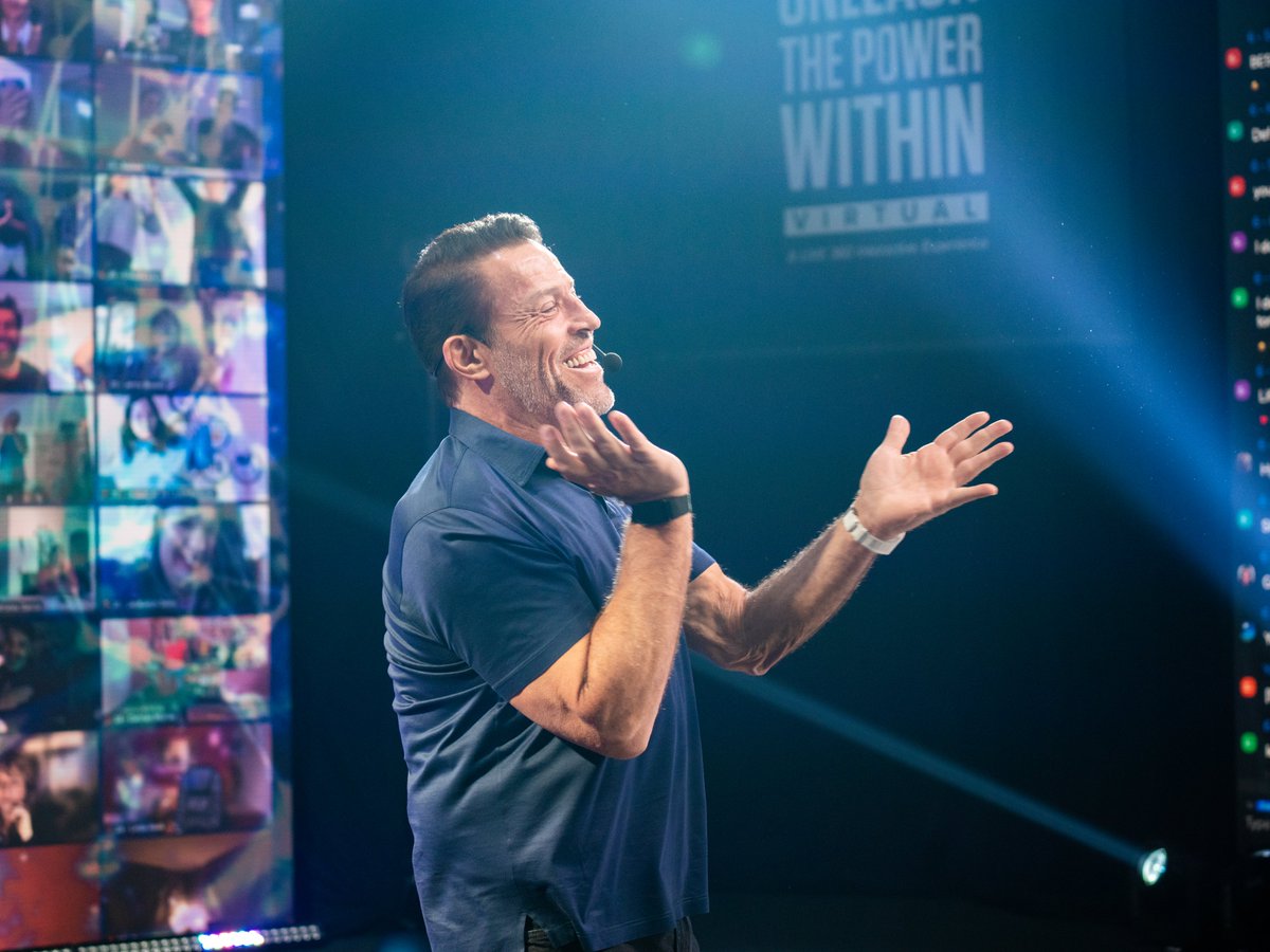 TonyRobbins's tweet photo. Our largest Unleash the Power Within in HISTORY is officially underway! 🔥🙌💥

We have the privilege of serving 40,000 households from 158 countries over the next four days and nights! It’s so beautiful to feel the UNITY, TOGETHERNESS, LOVE, and CONNECTION we have created here! https://t.co/oZdEKiUy0S