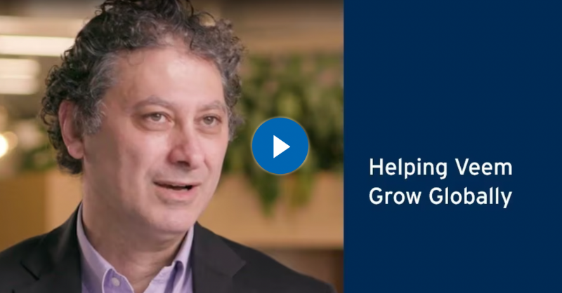 GoVeem's tweet photo. It’s during times like these that Veem is proud to be working with partners like @Citi, enabling us to keep our operations running smoothly. Check out Marwan Forzley, CEO of Veem, explain how Citi has helped us expand our reliable, global payment network. 🌍🏆
#Citi #Veem