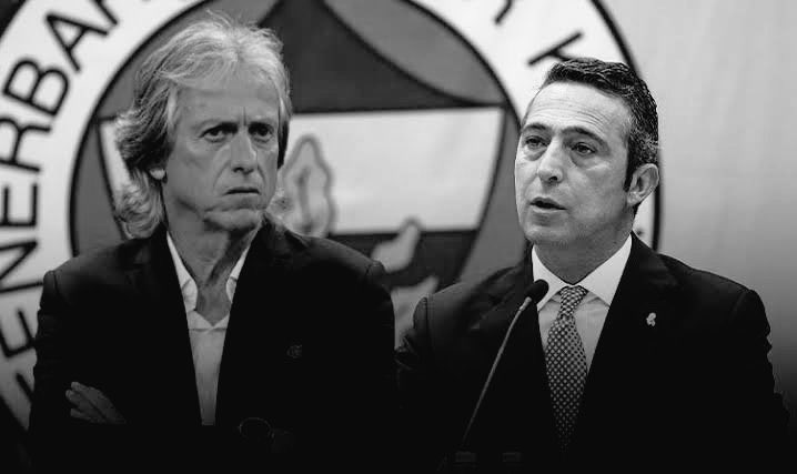 tetik54's tweet photo. 🔵🟡Soldaki ben büyük hocayım herşeyi ben bilirim ben yaparım
🔵🟡Sağdaki ben zenginim entellektüelim ben daha çok bilirim
🔵🟡Sonuç kocaman bir SIFIR
🔵🟡İkinizde vasat kibirli ve küstahsınız
🔵🟡bırakın gidin sizlerle olmaz
#alikoçistifa #jesusistifa #FBSEV #Fenerbahce https://t.co/FEQjOO5SuC