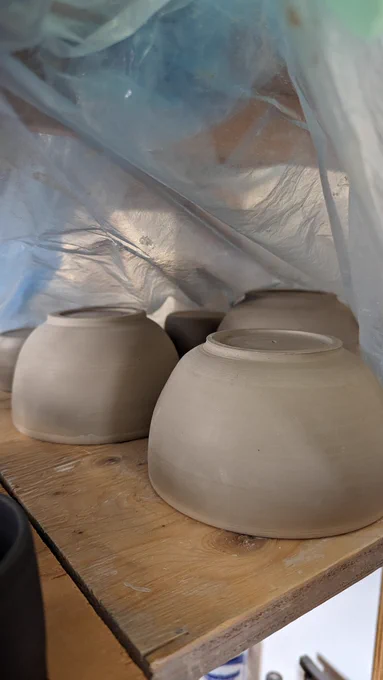 I'm working with a new clay, the black one, and it's lovely. Let's hope it behaves in the kiln. Bowls are this week's theme. One was cracked for some reason - this tends to happen rarely now - so it's going straight to the recycling bucket. 