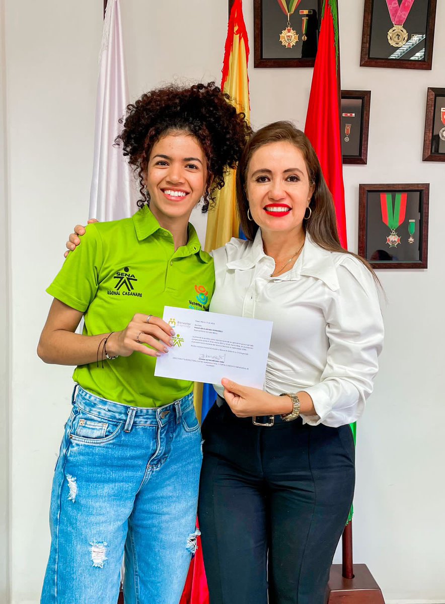 johanasmedina's tweet photo. #SomosSENA
Hoy en compañía del grupo de #BienestarAlAprendiz, posesionamos los nuevos representantes de los aprendices de las diferentes jornadas. Felicitar a los 980 aprendices que participaron de este ejercicio democrático. A los electos nuestros mejores deseos. https://t.co/BgGosehNwv