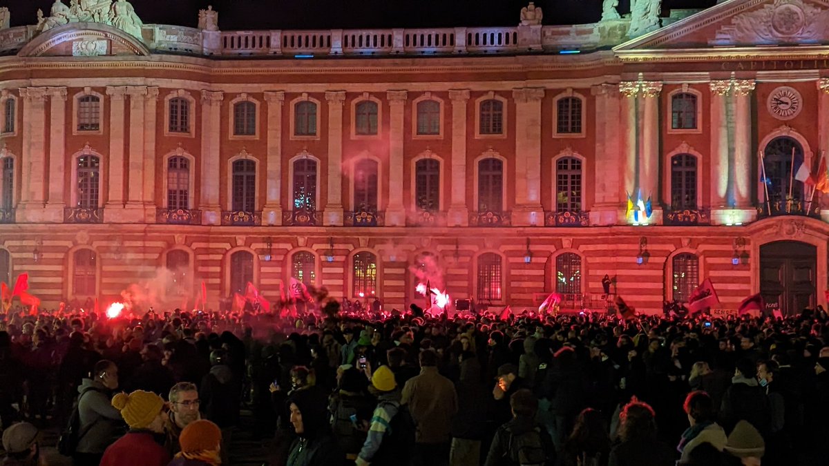 Exebecced's tweet photo. #Toulouse https://t.co/aTWjZJuPV9