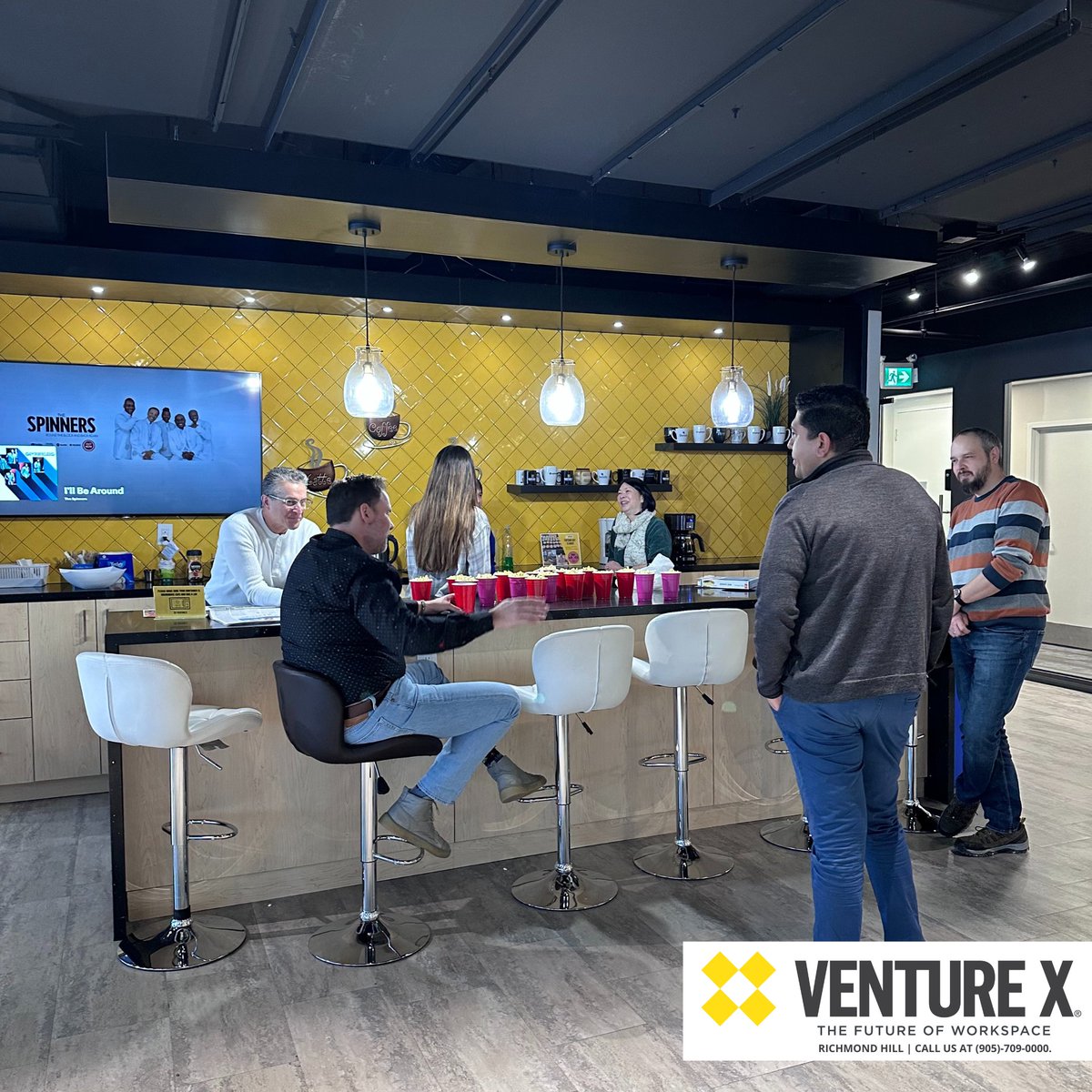 VentureX_RH's tweet photo. #Networking with a side of #popcorn? Count us in!🍿😍 At Venture X Richmond Hill we hosted a Popcorn Networking Event today.
Join our amazing community and let's make some awesome connections!🤝 And don't forget to stay tuned for our upcoming pizza social event. #NetworkingNinjas https://t.co/wumG8yENHx