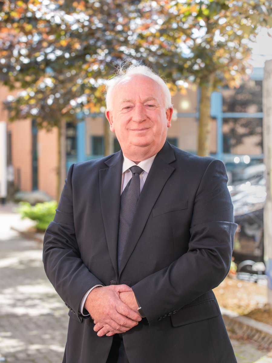 CW_GrowthHub's tweet photo. If you're an SME in Coventry/Warwickshire speak to Paul Sullivan, our Digital Transformation Specialist in your area to help transform your business through #digitaltech #businesssupport #funding.
Register now: https://t.co/wZQpzyW0Vw
#MadeSmarter
#CovHour #WarksHour https://t.co/JuTrGkUik3