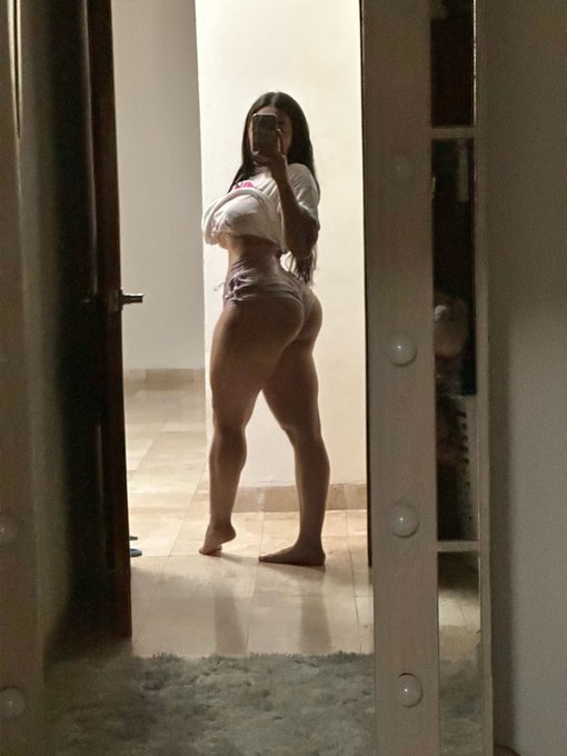 Checando las ganancias 🦵 https://t.co/OCXpDl3Hh7