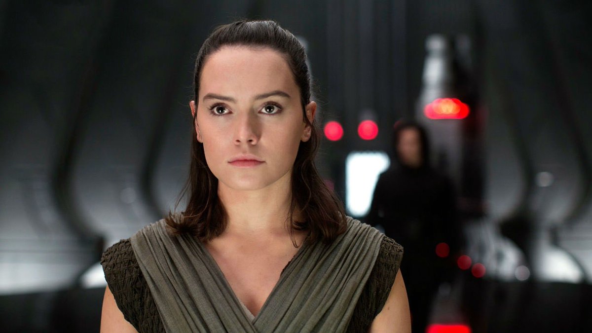 sw_holocron's tweet photo. Which Rey outfit is your favorite? https://t.co/WdsemhCjFj