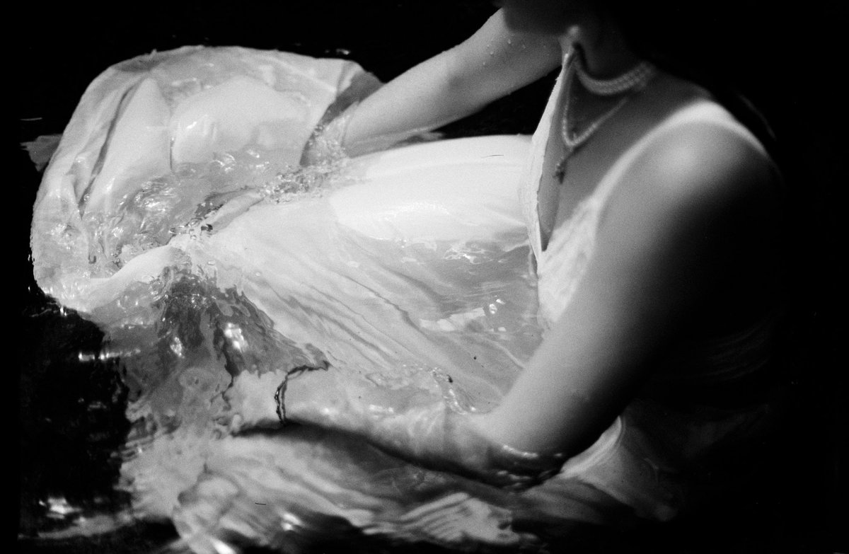 apolobelvedere's tweet photo. water princess b&amp;w film ver. https://t.co/IDMIwlFryU