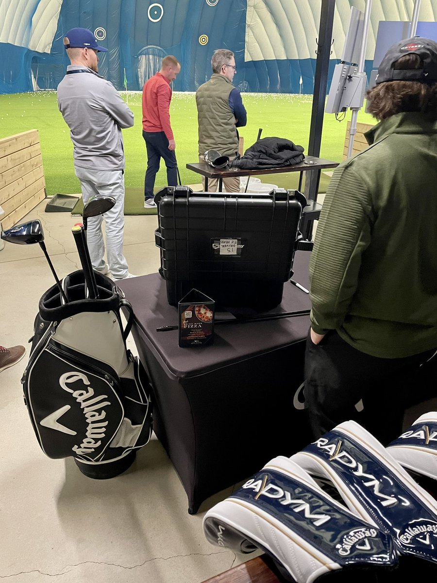 vgolfman's tweet photo. Thank you Minnesota pros & fitters for a fun & successful #TwoTicketsToParadym event! Great to talk new products, tech & fitting. We appreciate your time & support. Now back to SoCal for me. ✈️ #golflife https://t.co/VkQkCHTot4