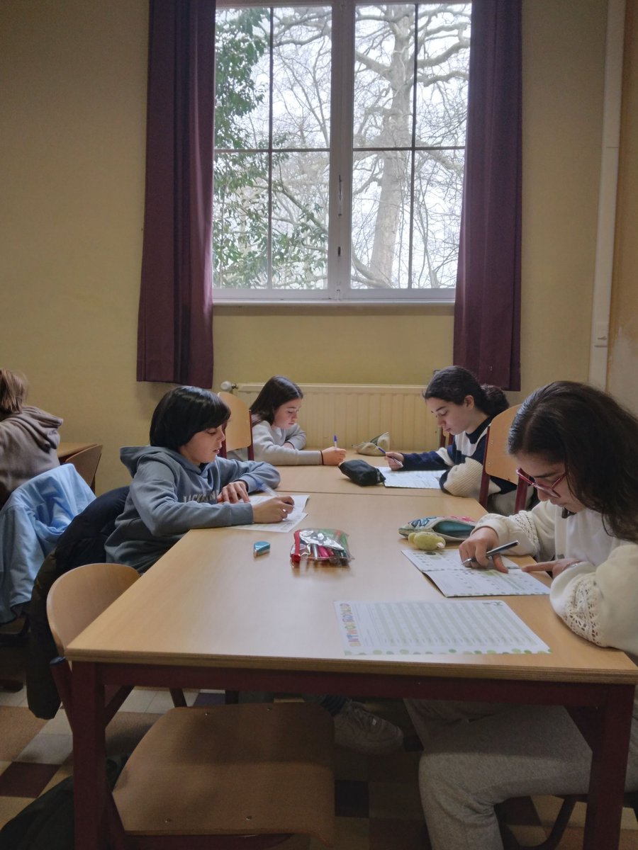 BAPitzemburg's tweet image. Vandaag namen 85 leerlingen uit de eerste graad deel aan de #kangoeroewedstrijd #Wiskunde 2023.
@GO_onderwijs  #helemaalGO @StadMechelen #SDG4 #STEM