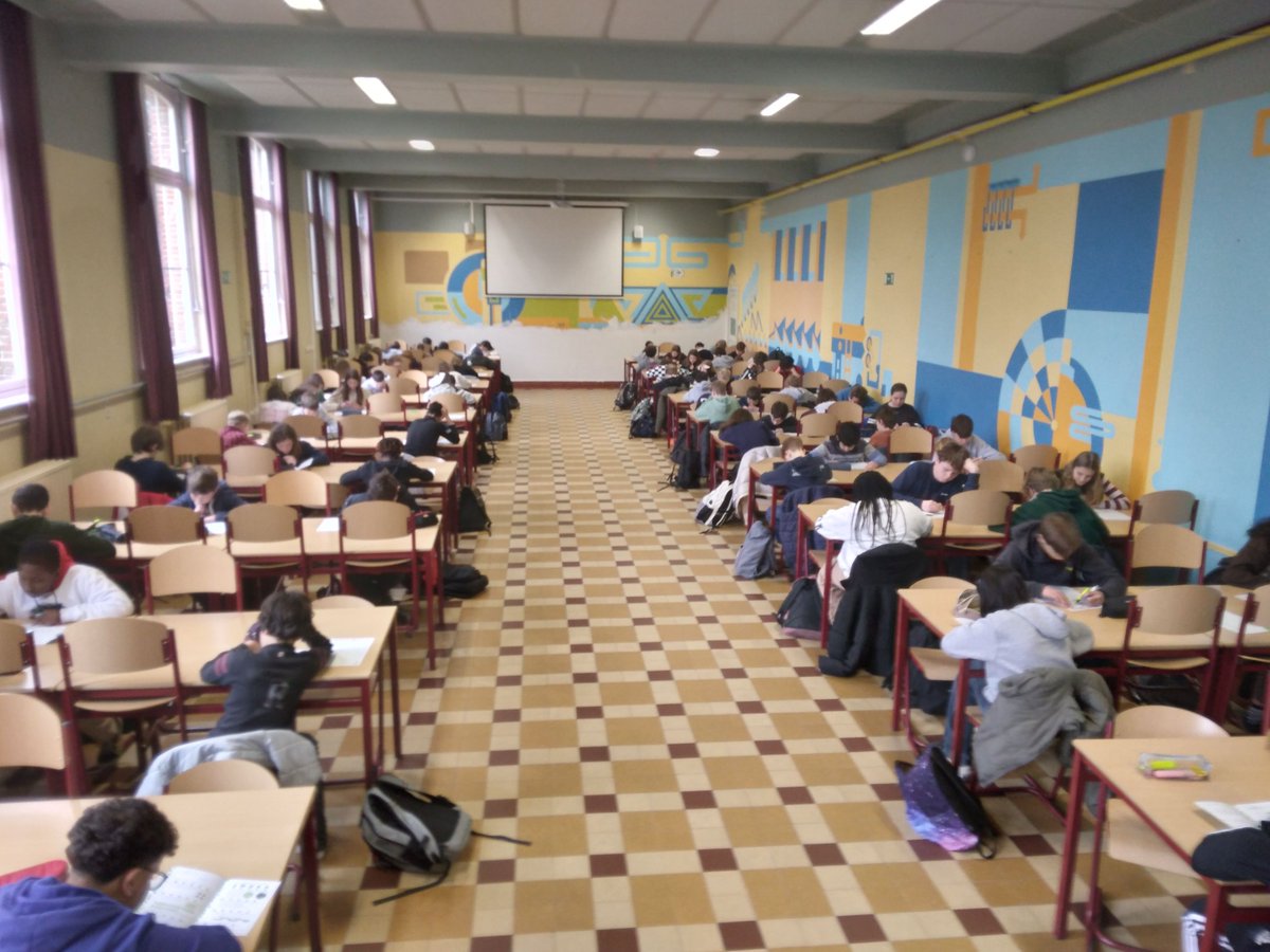 BAPitzemburg's tweet image. Vandaag namen 85 leerlingen uit de eerste graad deel aan de #kangoeroewedstrijd #Wiskunde 2023.
@GO_onderwijs  #helemaalGO @StadMechelen #SDG4 #STEM