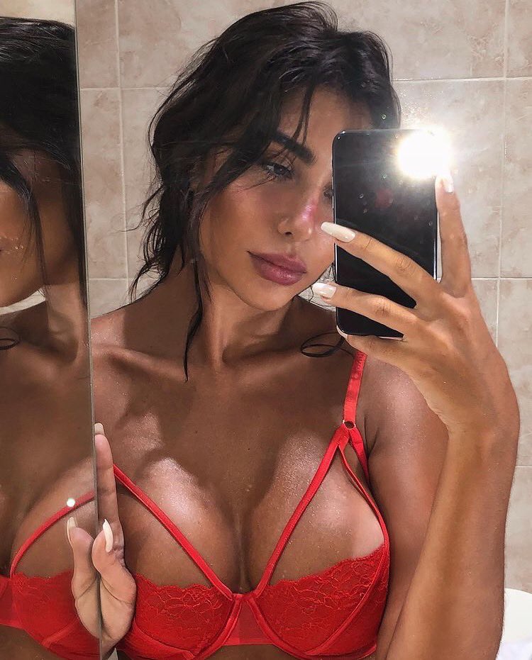 APoitreau's tweet image. Une journée coquine 👅🥵☺️
RT