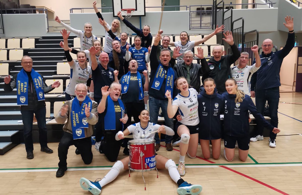 Naisten pudotuspelikevääseen kipinää - <a href="/LpVampula/">LP-Vampula Huittinen</a> haki voiton runkosarjan ykkösestä Puijo Wolleysta!

<a href="/LPKangasala/">LP Kangasala</a> ja <a href="/PolkkyKuusamo/">Pölkky Kuusamo</a> jo voiton päähän välieräpaikasta.

mestaruusliiga.fi/uutiset/lp-vam…