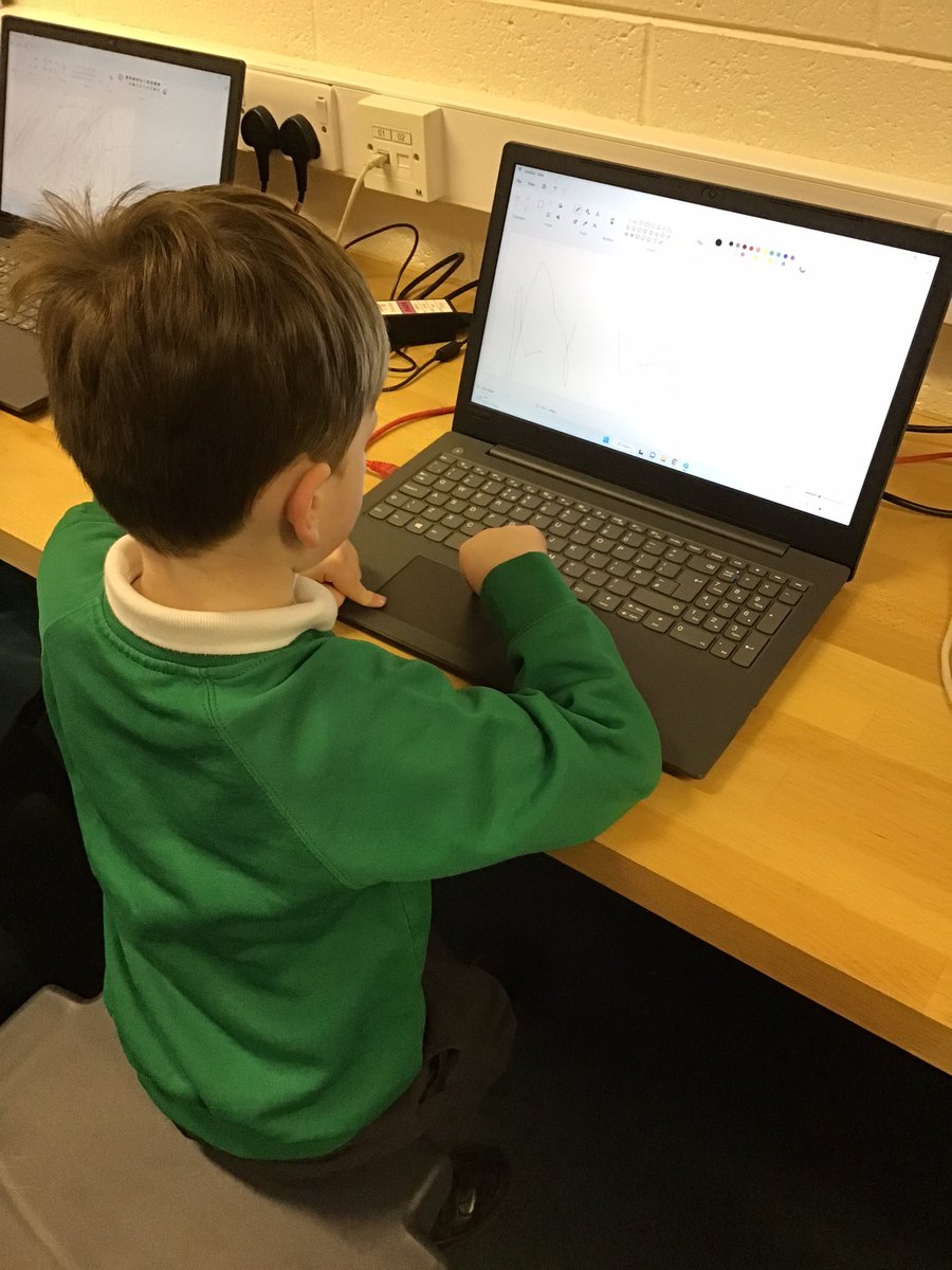 BVPSRecp's tweet photo. Using the laptops in our computer suite #bvpseyfs #bvpscomputing https://t.co/d5KPZzt5jv