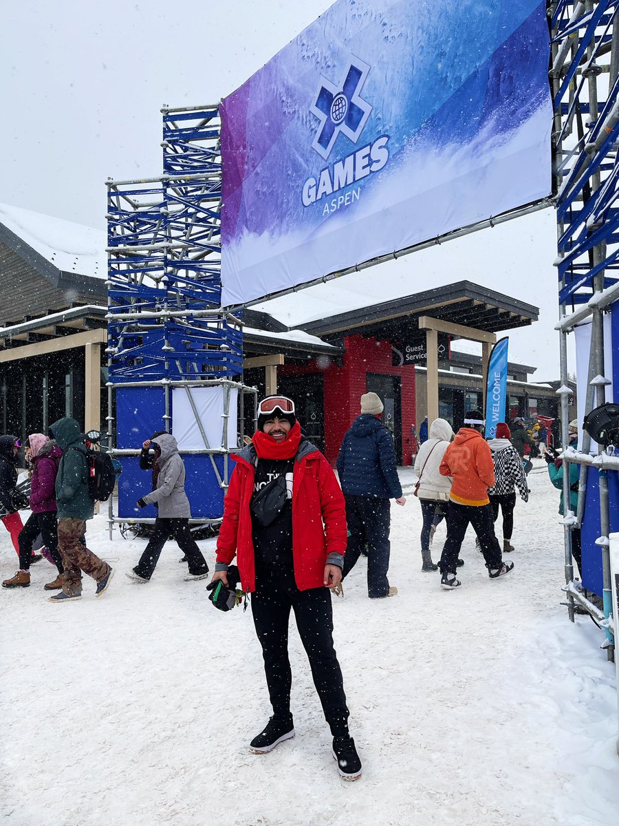 Ale_Vazquez40's tweet photo. WHAT A DAY ⛷️🎿 #XGAMES #ASPEN https://t.co/gTkVib90fE