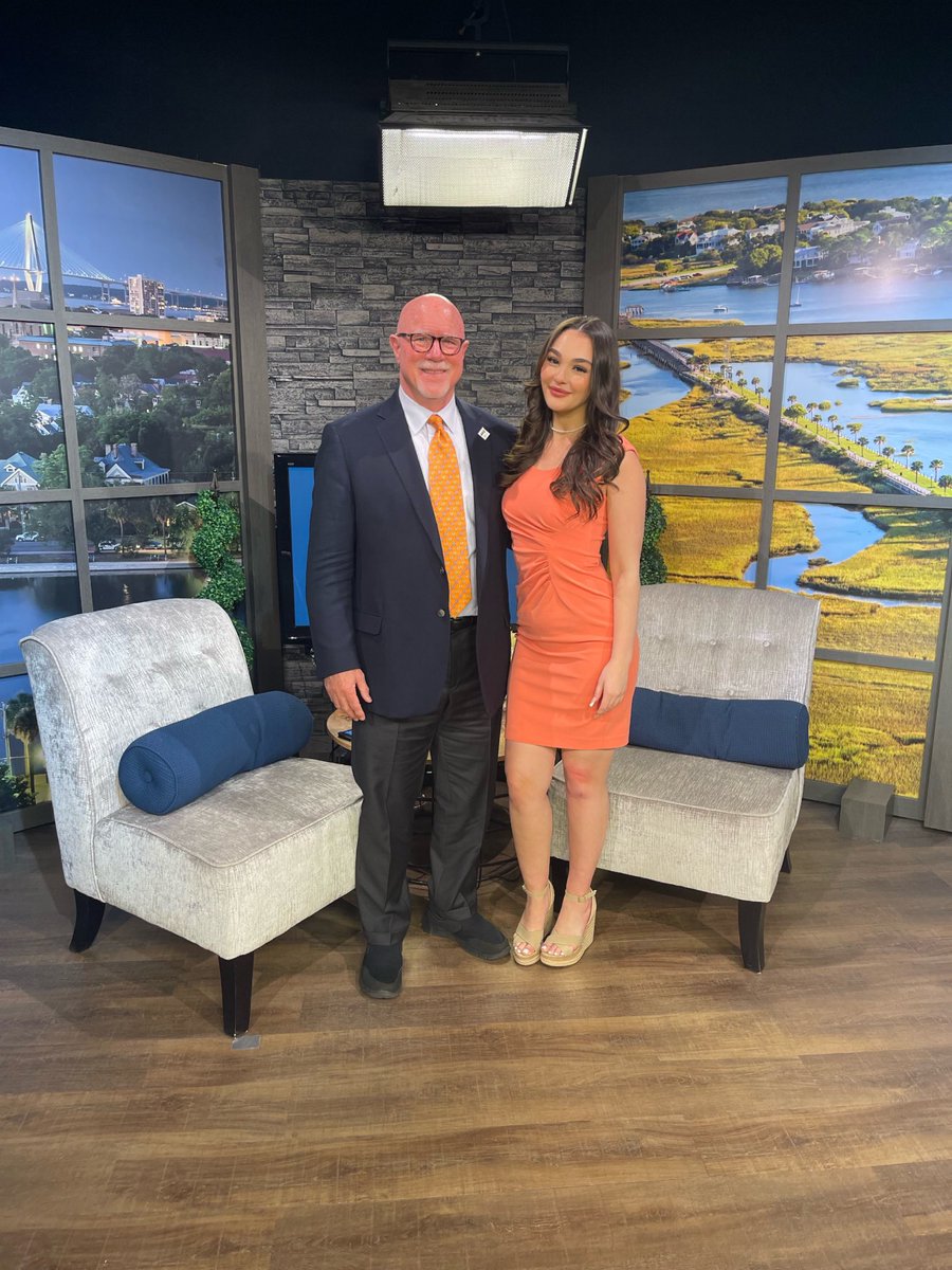 ⁦@taylor_miller44⁩ helped arrange an interview for me with ⁦@LeylaGulenFOX24⁩ at ⁦<a href="/FOX24Charleston/">FOX 24 News</a>⁩ to help raise awareness about Multiple Sclerosis. Thanks Taylor! #MSAwarenessWeek