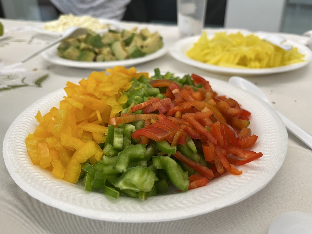 Promover la alimentación saludable en la primera infancia fue el objetivo del ciclo de conferencias Wawapak Alli Mikuna.

La Mgs. Ana María de Veintimilla, presentó la investigación “Mikuna: Mujeres Kichwa, Soberanía Alimentaria y Políticas Sociales”.