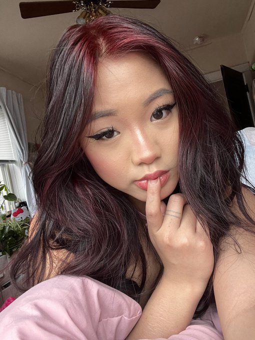 I may look cute and innocent but I take dick like a champ https://t.co/RYPNQewKZs