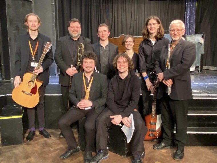 The band from Chitty Chitty Bang Bang! ⁦<a href="/felstedprep/">Felsted Prep School</a>⁩ Pupils, peris, gaps &amp; staff. A truly scrumptious lot 🎵🚗🚗💥💥🎵 #oneshowtogo #felstedinspires #felstedfun #keepmusiclive