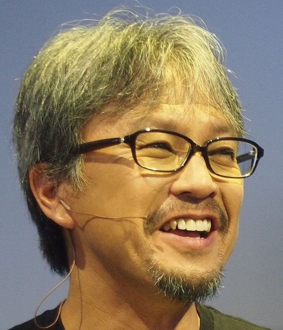 Happy birthday to Eiji Aonuma
And thank you for the legend zelda! 