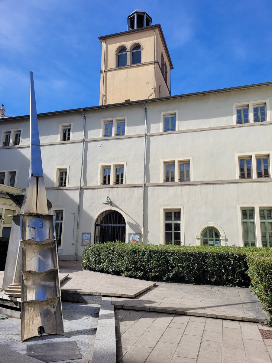 patrice_gros's tweet photo. Visite du collège François #Ponsard à #Vienne en #Isère. 
Merci aux élèves de #SEGPA qui ont déployé toutes leurs compétences pour m'accueillir.
Merci !
@HeleneInsel https://t.co/F6pSNEROmd